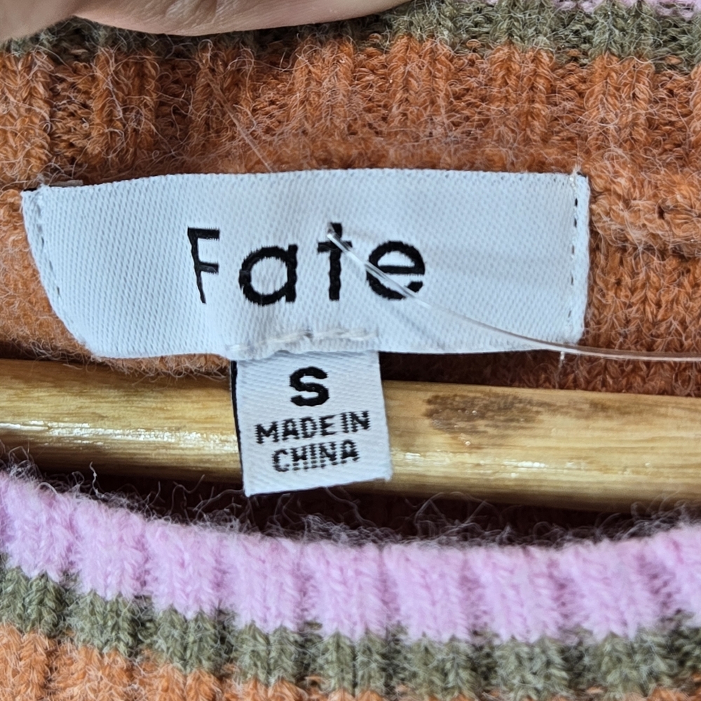Fate Orange Sweater With Patterned Sleeves - image 4